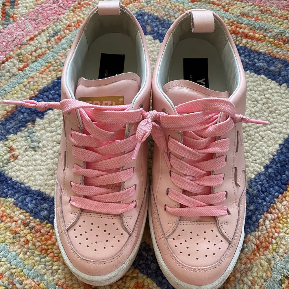 Golden Goose Yeah Stars size 8. Barely worn